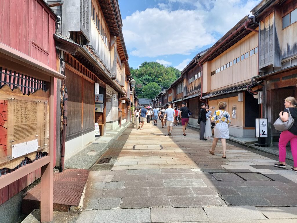 ひがし茶屋街